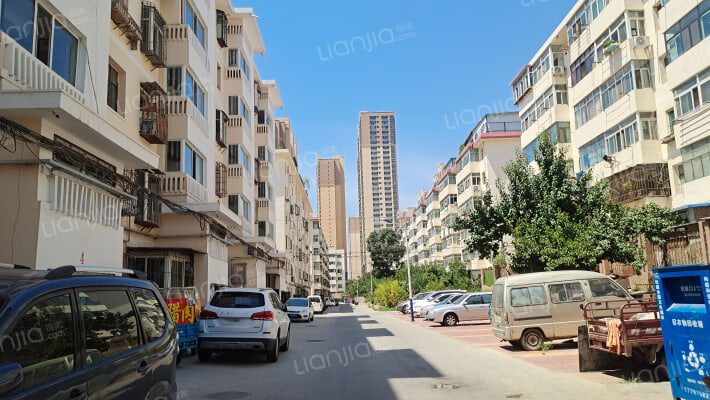 万里厂家属院东村外景图