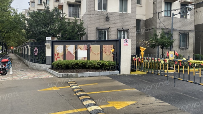 建德花园紫荆苑外景图