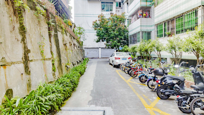 地质小区外景图