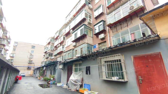 英雄山路87号外景图