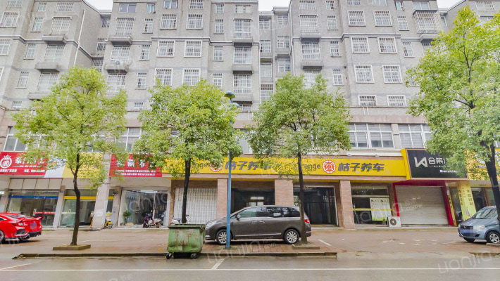 百合家园外景图