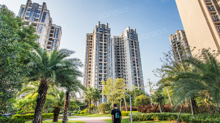 中骏四季阳光外景图