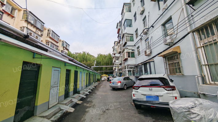 燕子山小区西路8号外景图