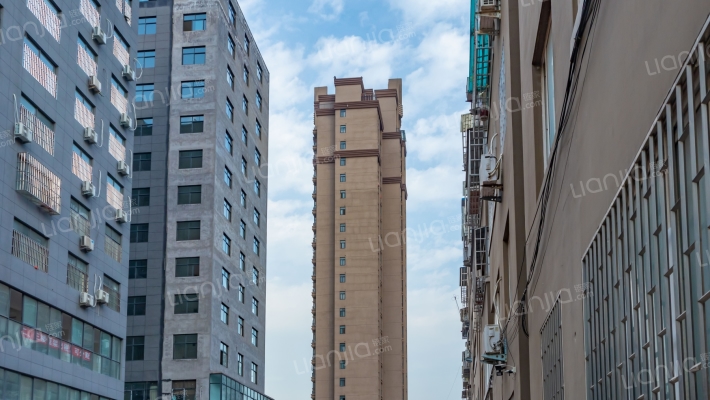 龙湖名郡外景图