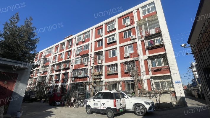 藏经馆胡同15号院外景图