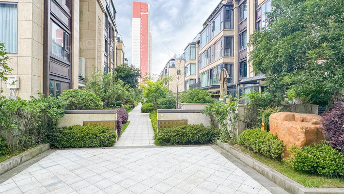 新鸿国悦府外景图