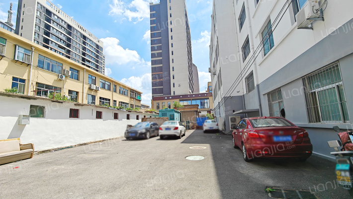 区广电宿舍外景图