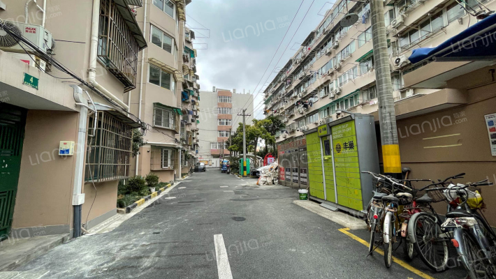 舒兰公寓外景图