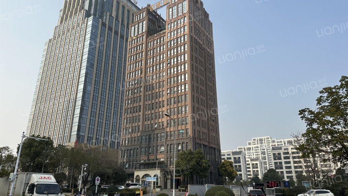 前城国际大厦外景图