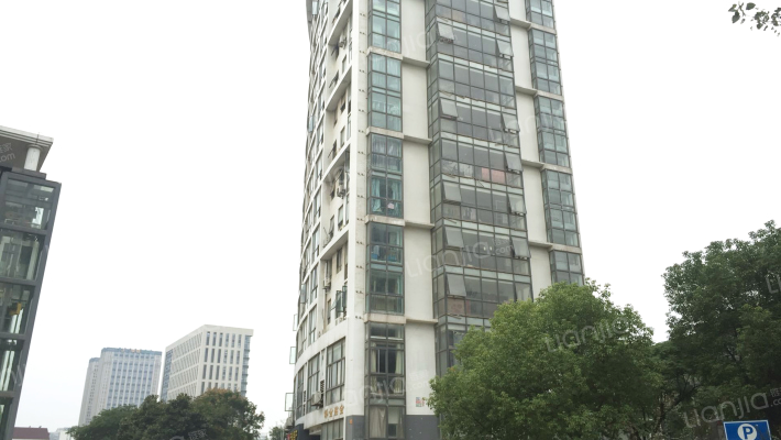 苹果都市外景图