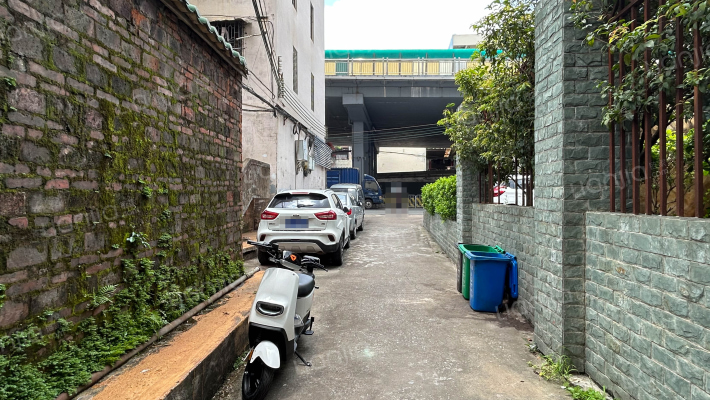 劳动街1号外景图