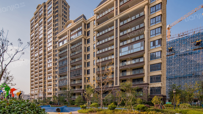 沪润星城金域蓝湾外景图