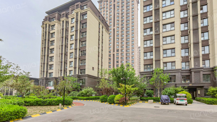 阳光城翡丽公园外景图