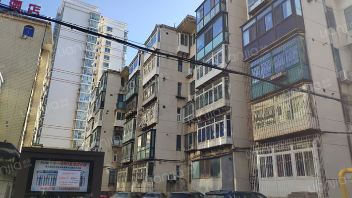 东海里西外景图