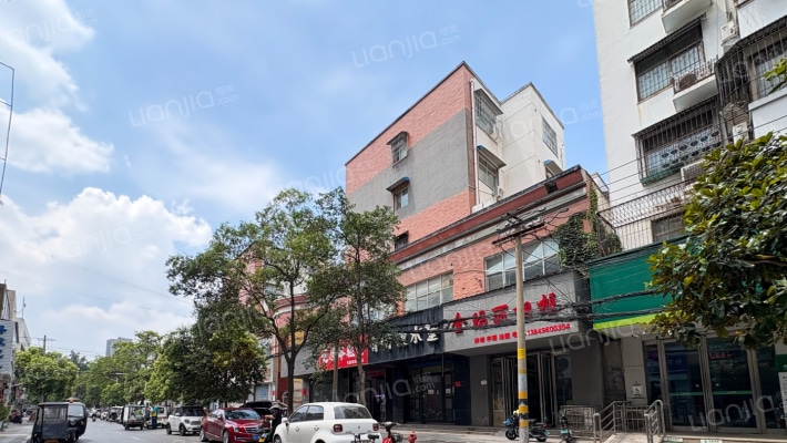 市体育局小区外景图