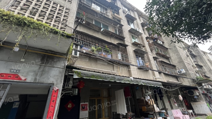 松潘林业局干休所宿舍外景图