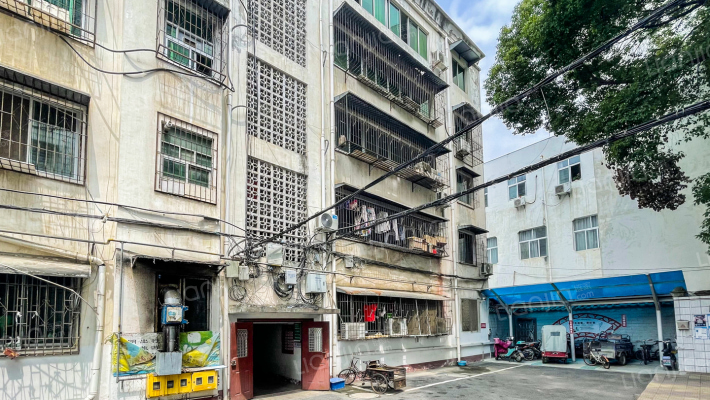 气象局家属院外景图