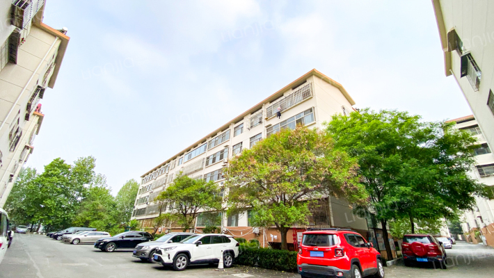 泰安市市直机关西院金山三宿舍外景图