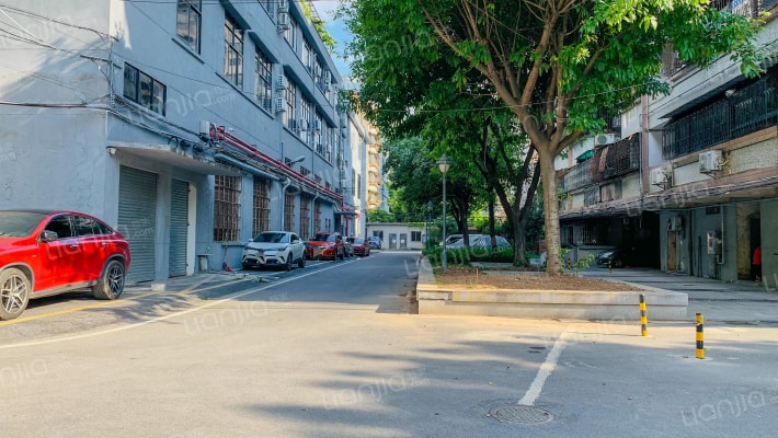 轻工三路南八街外景图