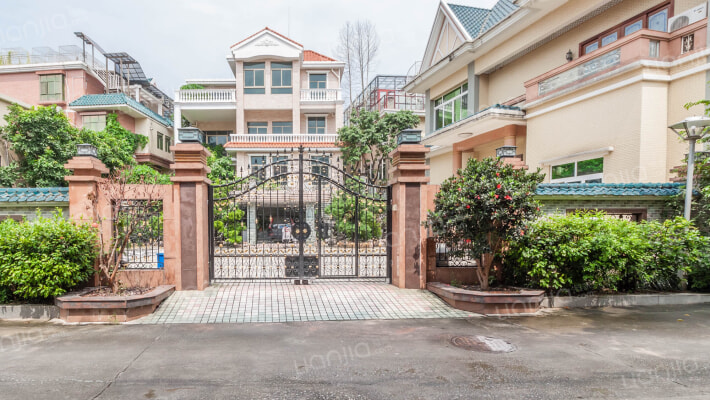 嘉龍山莊外景图