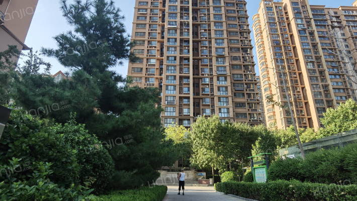 东岸嘉园外景图