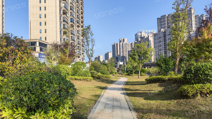 英格兰小镇外景图