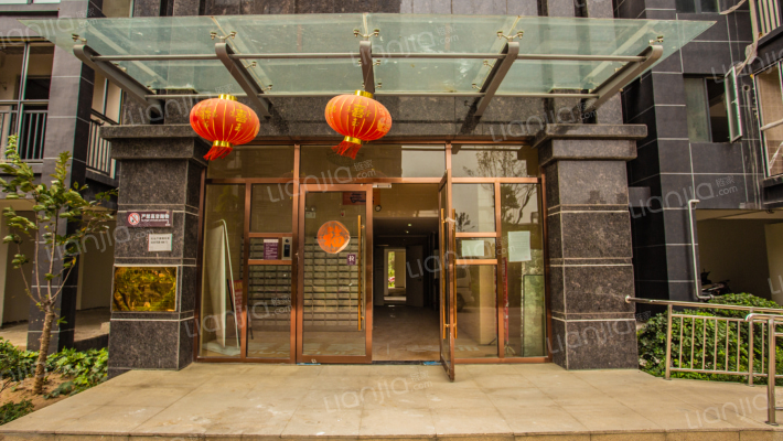 普鑫 · 上東郡外景图