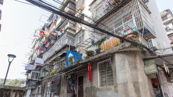 黄花亭新村外景图