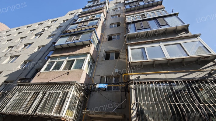 兰园西街84号外景图