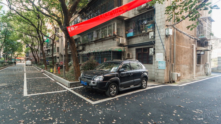 湖南省科协宿舍区外景图