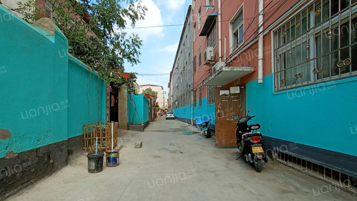 北环路南街边散盘外景图