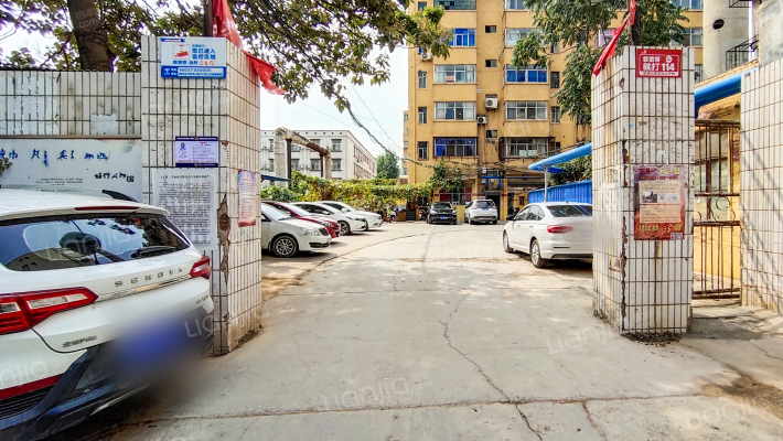 电厂东家属院外景图