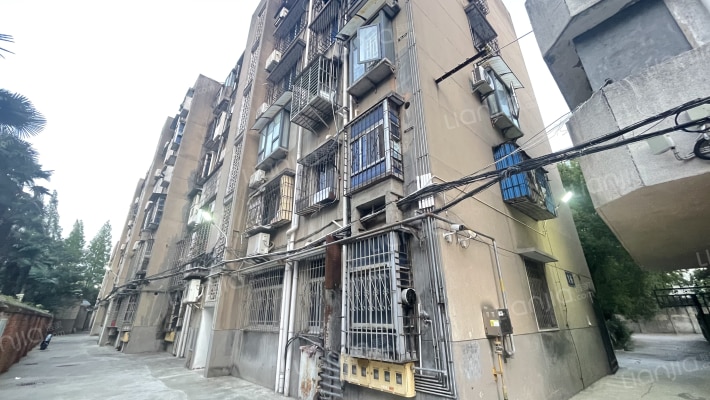 博爱医院家属院外景图