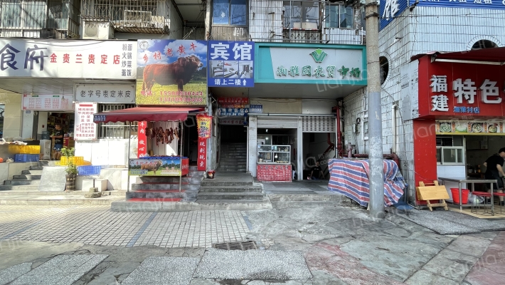 花溪大道北段190号外景图