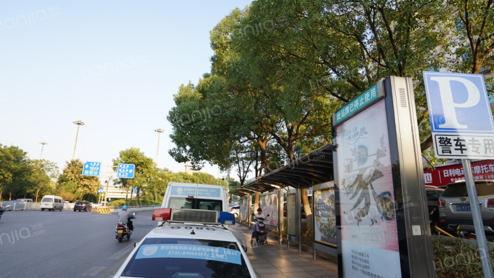 长沙供电段宿舍外景图