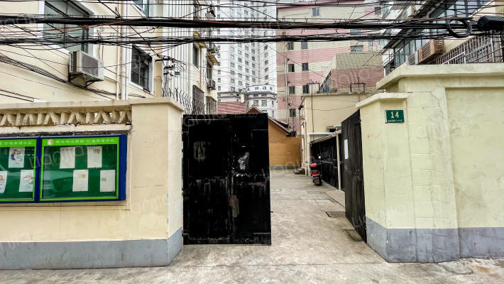 上海延安西路376弄房价怎么样延安西路376弄房源户型图小区车位交通