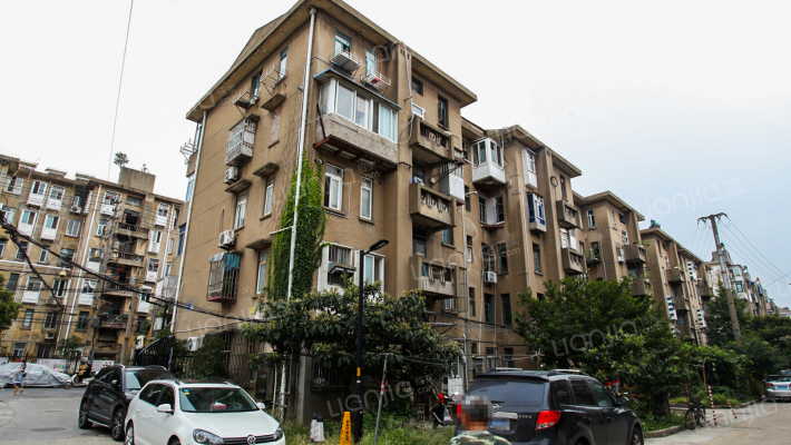 万象新路外景图