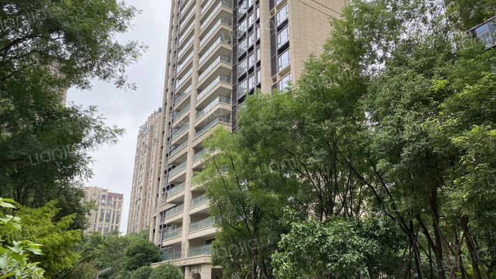 人居盛和林语北区外景图