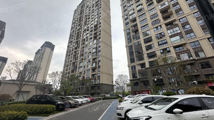 国投欧亚紫宸外景图