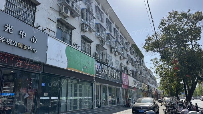 医药公司宿舍外景图