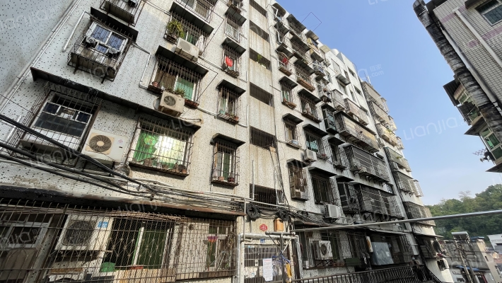 三道街136号外景图