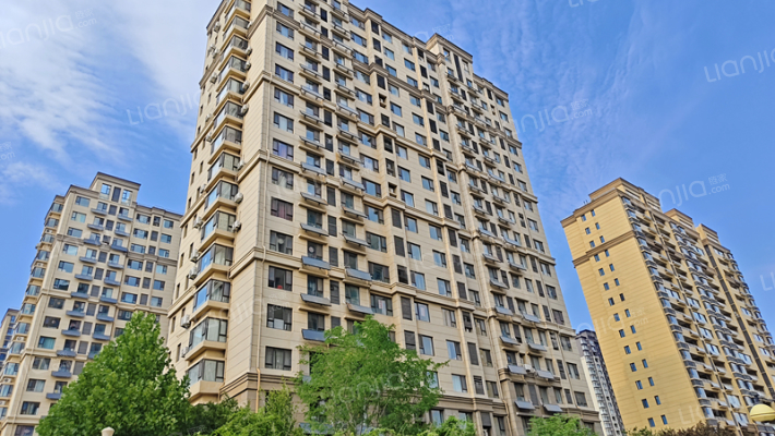 泓润华府外景图