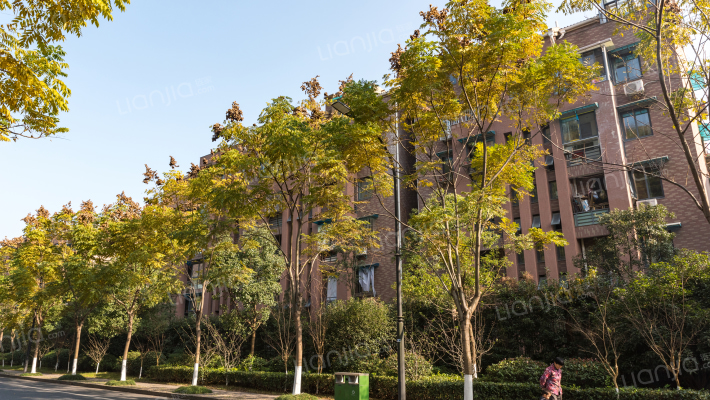 山南人家外景图