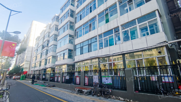 省直工委宿舍外景图