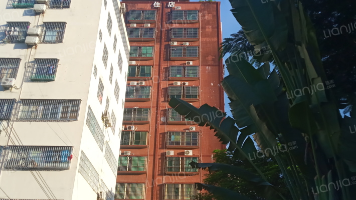 富源大厦外景图