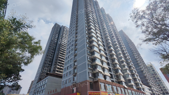 龙腾佳苑外景图