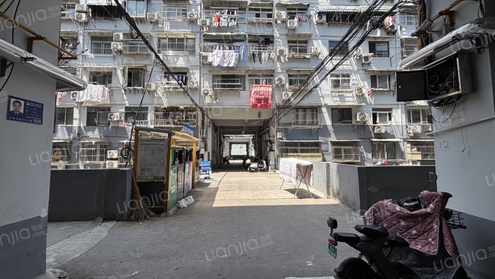 进香河10-16（双号）外景图