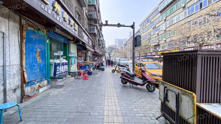 油脂公司家属院外景图