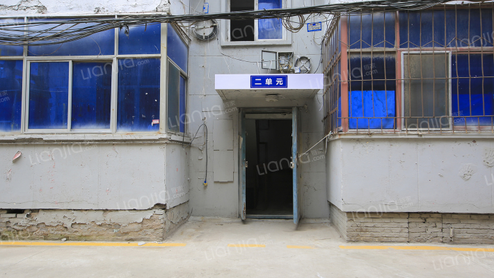 黄陵医院宿舍外景图