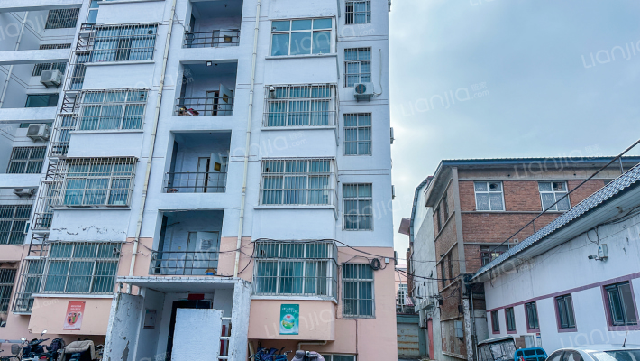 邮政家属院外景图